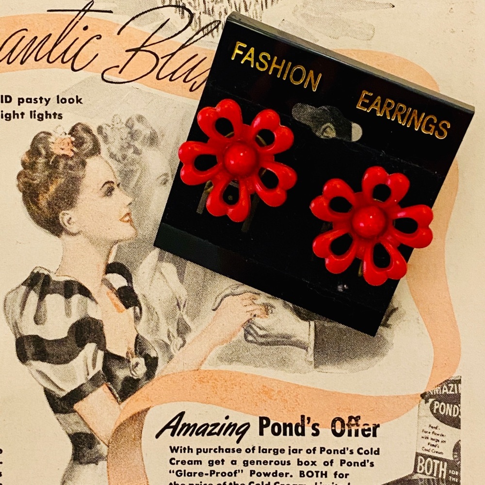 Vtg 1950s Earrings 🖤